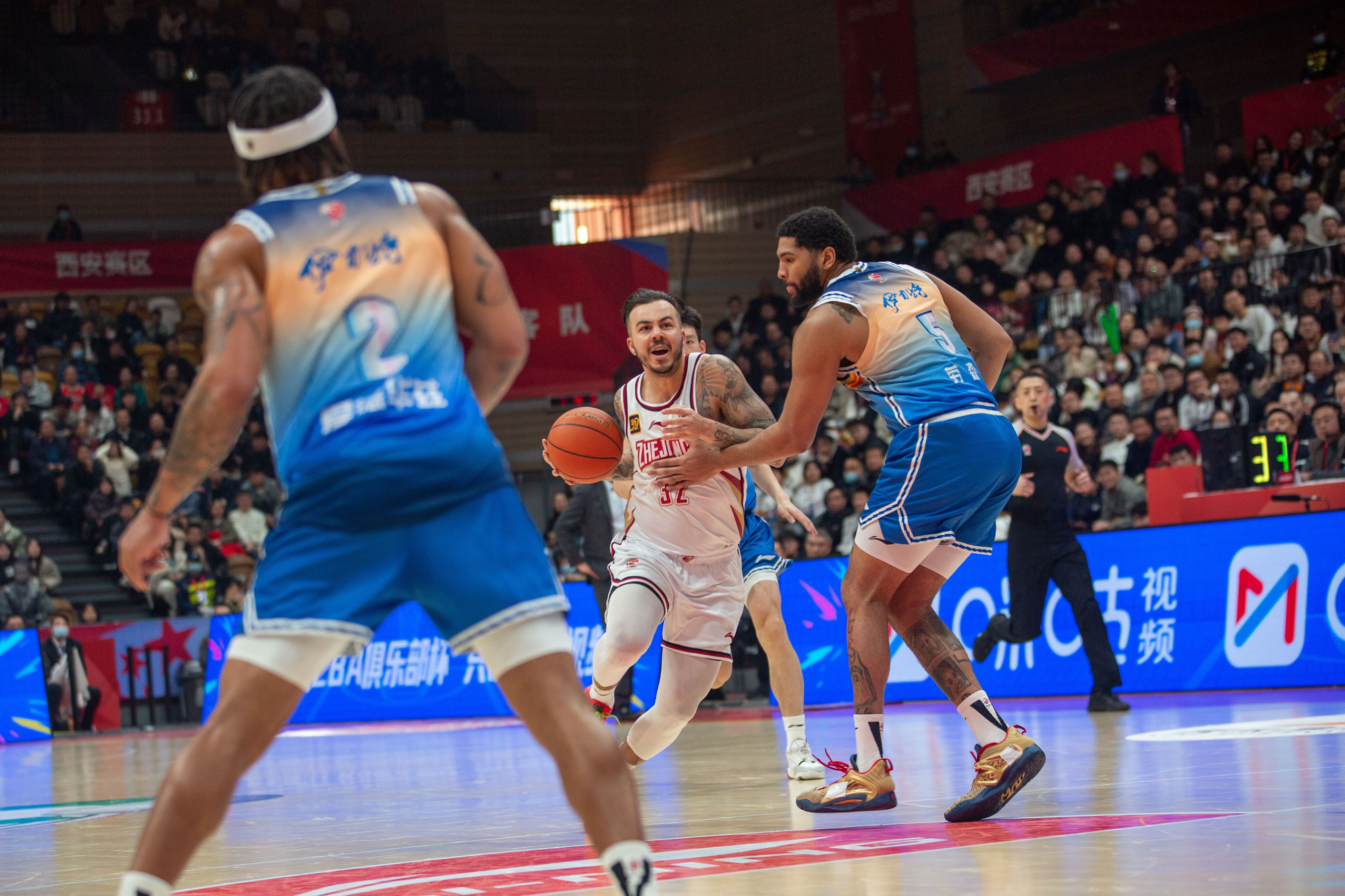 赛前NBA常规赛传出新动向；深圳男篮临场应变；管理层表态：话题不断；球队文化再被提及的简单介绍