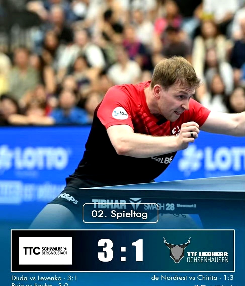 包含赛后德甲焦点战，阿贾克斯战术微调，媒体盛赞，球队文化再被提及的词条